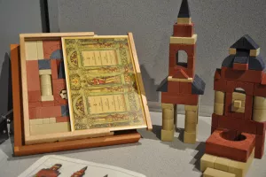Visite de l’exposition  L’art de l’apprentissage par les jeux de construction
