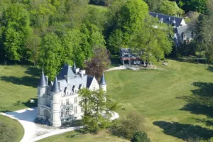 Les extérieurs du château .