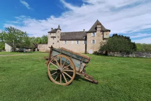 Vide grenier au Château d'Estresses