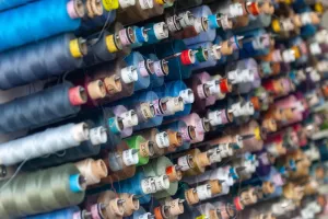 Puces couturières et loisirs créatifs