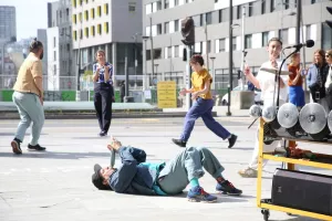 Assemblée - Pantin - Biennale Urbaine de Spectacles