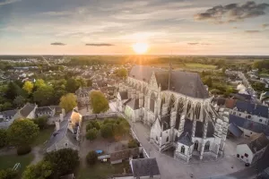 Visite flash de la Basilique Notre-Dame de Cléry