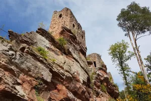 Randonnée à la découverte des châteaux forts