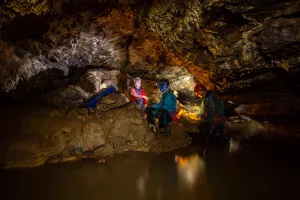 Découverte de la rivière souterraine