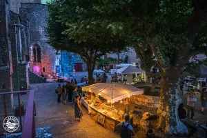 Marché nocturne