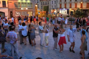 Les Estivales | Les jeudis ça danse !