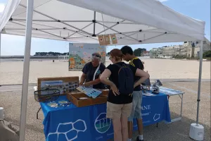 Stand "laisse de mer" au Pouliguen