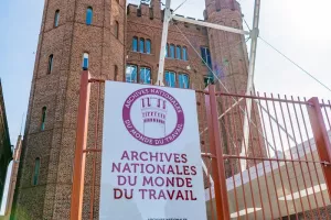 Visite des archives nationales du monde du travail